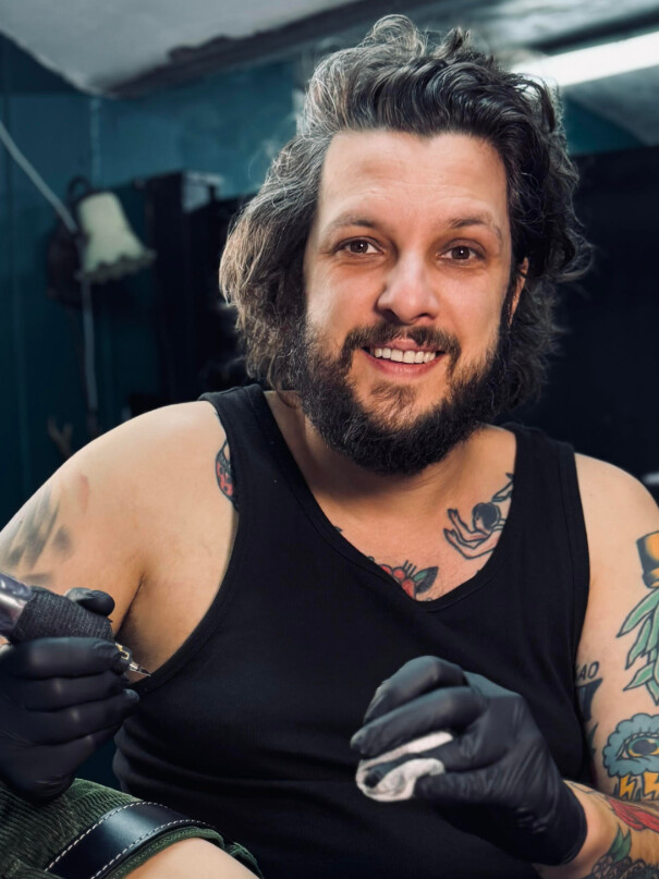 Mati – tatuażysta, studio More Life Tattoo Gniezno